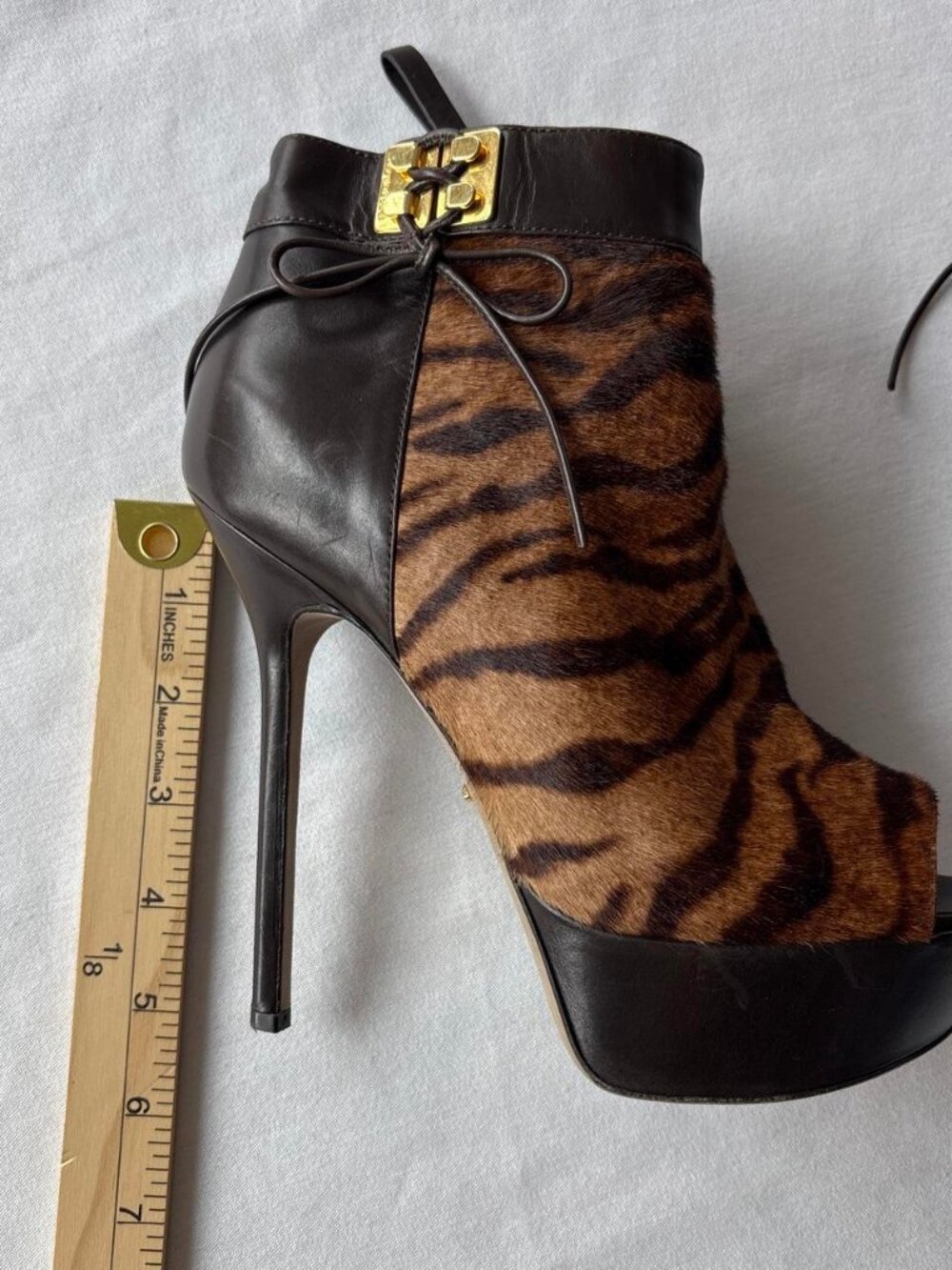 Sergio Rossi Tiger Print Calf Hair Platform Peep Toe Booties EU 36 US 6 - Picture 6 of 6